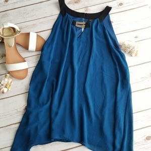 EUC Thalia Sodi Blouse Dark‎ Blue Gold Accent